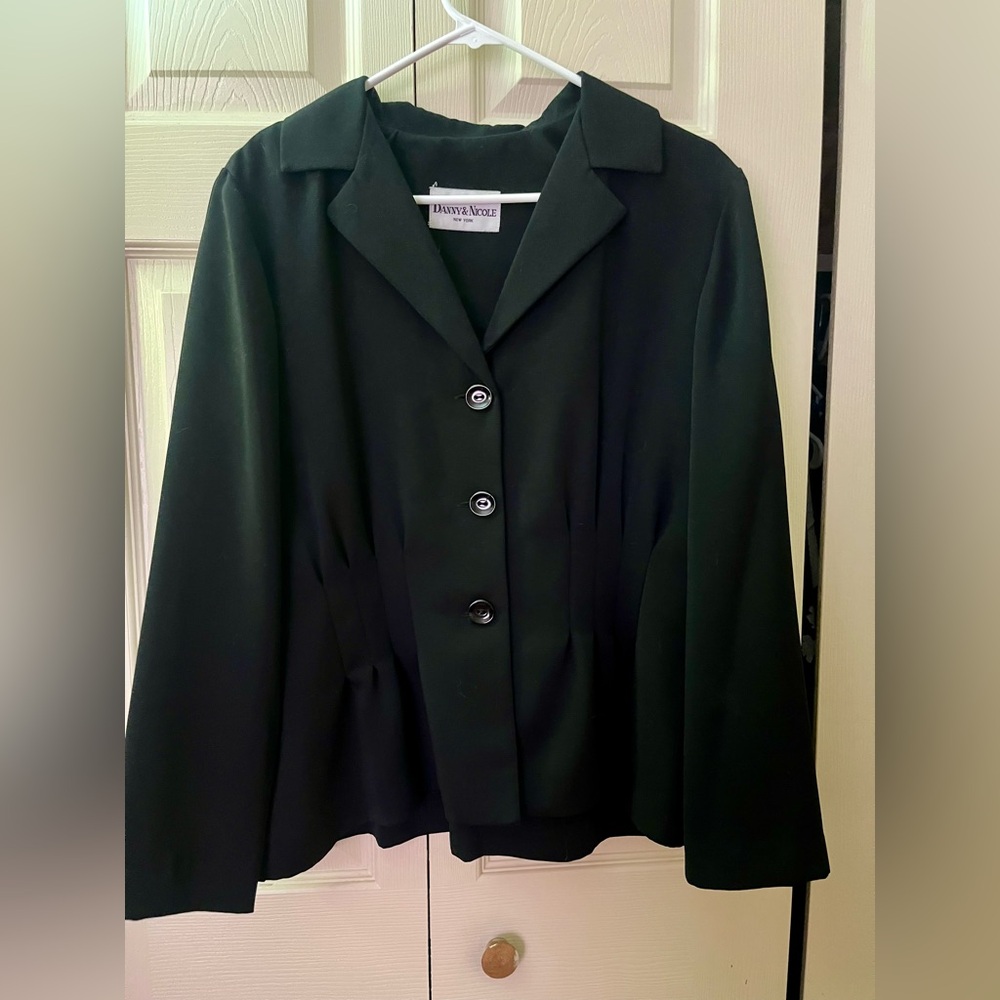 Size 16 Danny & Nicole Black Blazer